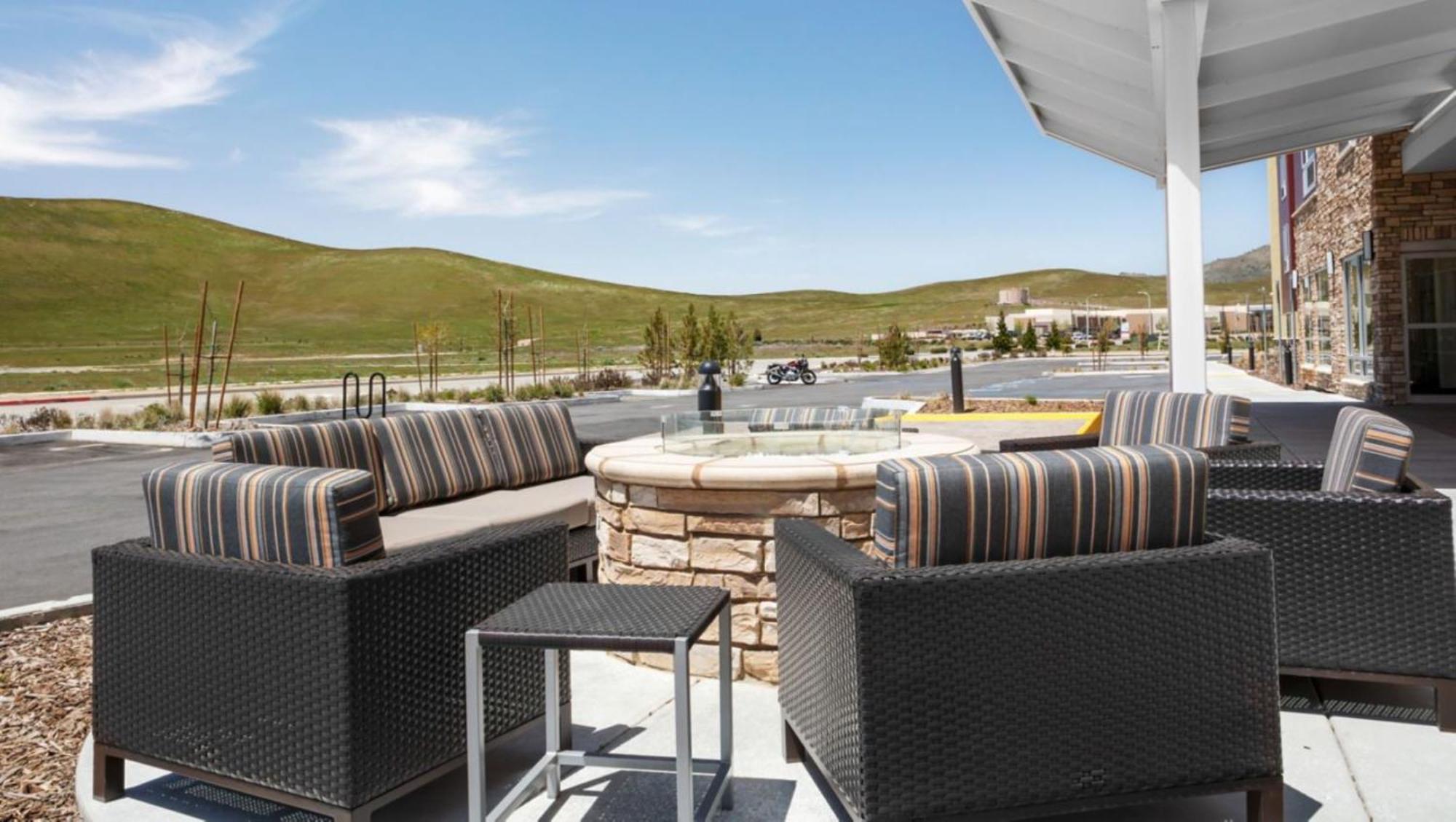 TownePlace Suites By Marriott Tehachapi Exteriör bild